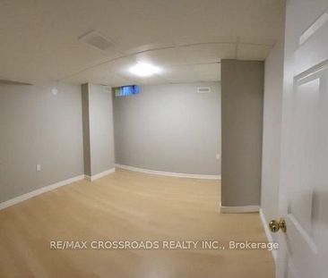 For Lease - 22 Goya Crescent, Toronto, Ontario - Photo 2