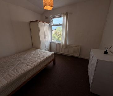 4 bedroom house to rent - Photo 3