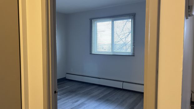 Manitoba, 50 Prevette Street, R2K 3E3, Winnipeg - Photo 1