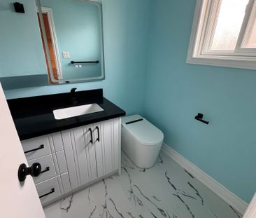 For Lease - 1036 Mississauga Valley Boulevard, Mississauga, Ontario - Photo 4