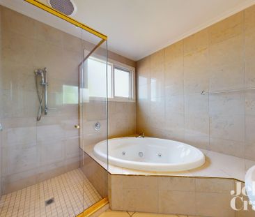 1/8 Mowbray Street, Hawthorn East VIC 3123 - House For Rent | Domain - Photo 3