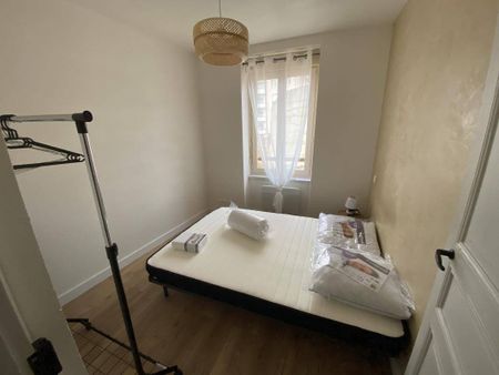 Location appartement t1 bis 2 pièces 28 m² à Rodez (12000) - Photo 4