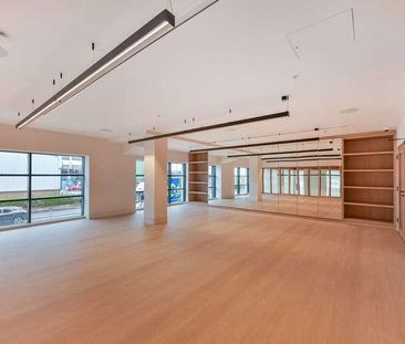 Marble House, Hayes And Harlington, UB3 - Photo 4