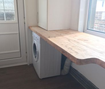 Tillstone Street - Photo 5