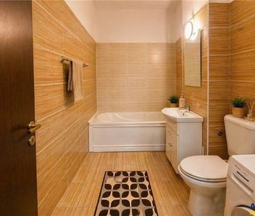 Garsoniera tip studio, cu balcon si loc de parcare, Sanpetru - Photo 3