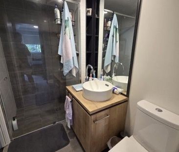 Stylish & Spacious 1 bedroom next to Brisbane River - Photo 4