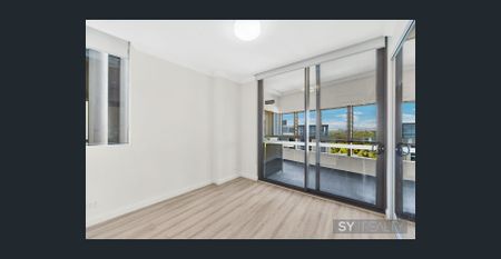 Rare Two bedroom apartment with Timber Floor and full Cityview - Photo 4