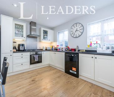 4 bedroom house to rent Alton Gate, Westcroft, Milton Keynes, Bucki... - Photo 6