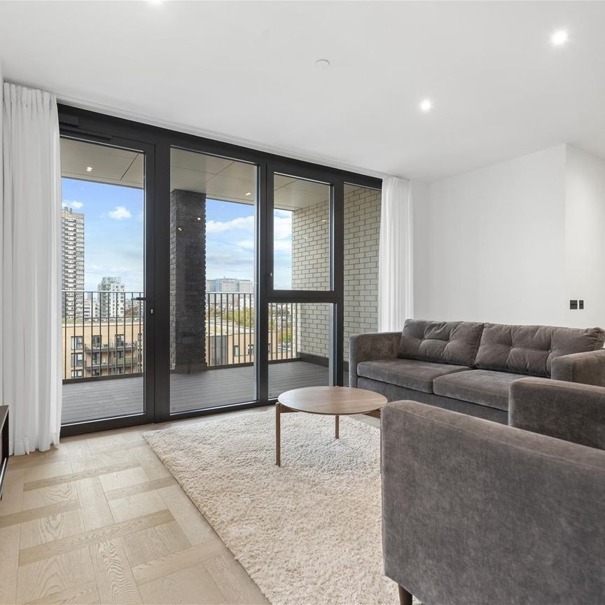 Boxwood Gardens, London - Photo 1