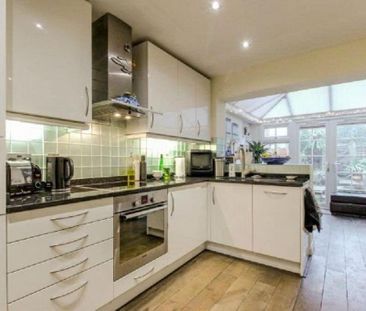 2 bedroom house to rent - Photo 2