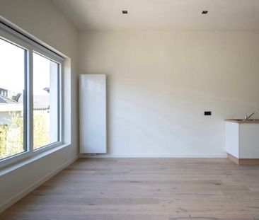 Appartement te huur - Photo 1