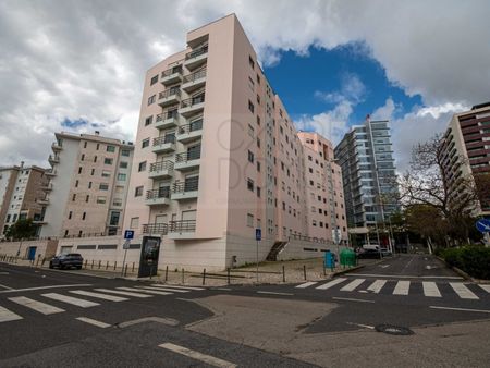 Apartamento T3 em Lisboa - Photo 4