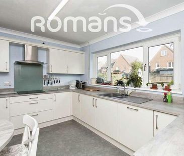 Lakeside Gardens, Farnborough, GU14 - Photo 6