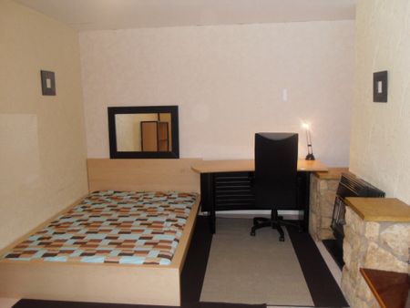 5 Bed Terraced House, Prior Deram Walk, CV4 - Photo 4