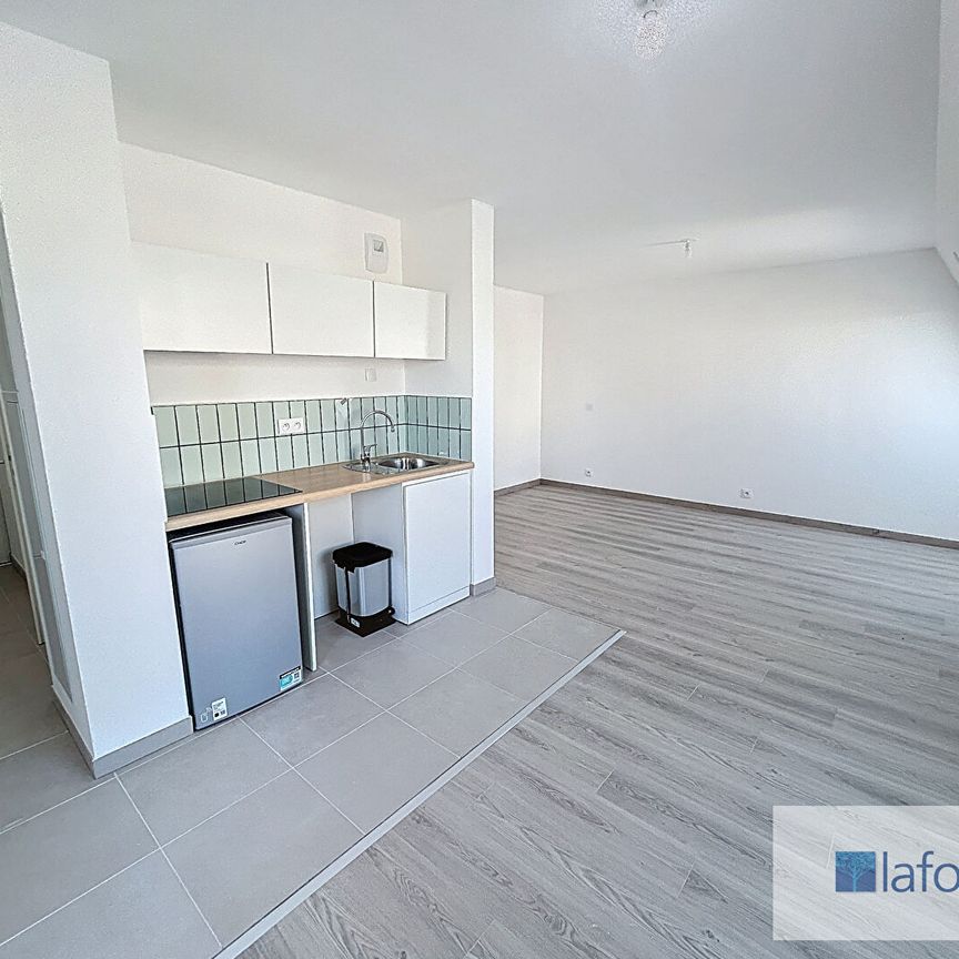 Apartment - Photo 1