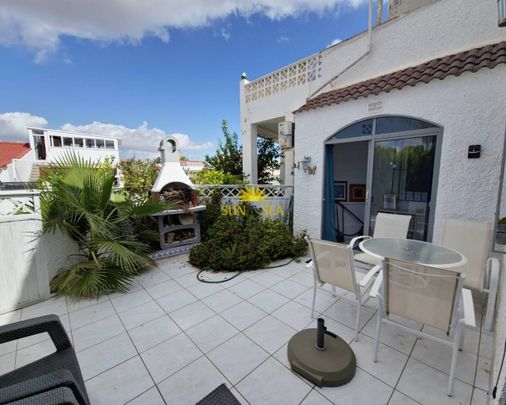 1 BEDROOM SEMI-DETACHED BUNGALOW - TORREVIEJA - Photo 1