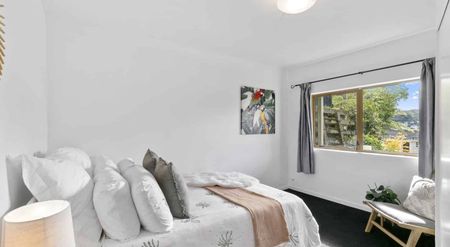 Warm and Sunny 4-Bedroom Home - Photo 2