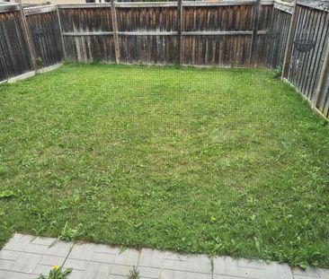 For Lease - 737 Agnew Crescent, Milton, Ontario - Photo 3
