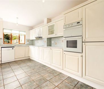 135 Stillorgan Heath, Stillorgan, Co. Dublin - Photo 6