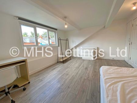 6 Bedroom Mid Terraced House for rent in Cliff Mount - Photo 4