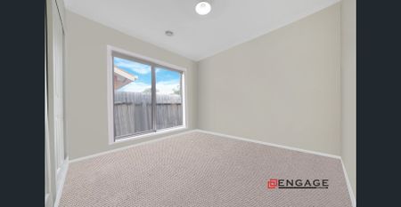 Modern style home with all the amenities closeby! - Photo 5