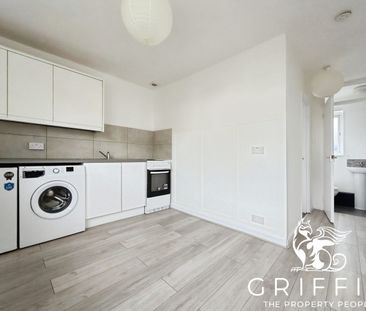 Squire Street, South Woodham Ferrers, Chelmsford, CM3 - Photo 3