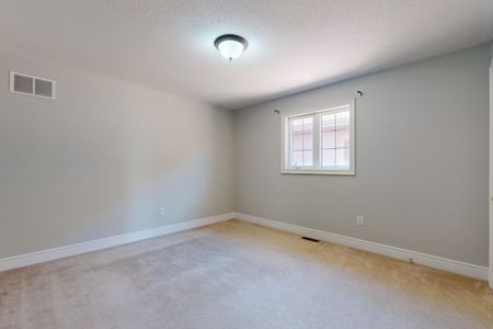 For Lease - 363 Maria Antonia Road, Vaughan, Ontario - Photo 5