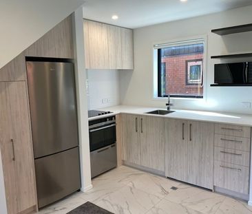 6/3 Milne Crescent, Taita - Photo 2