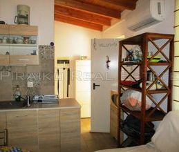 Studio/Γκαρσονιέρα για ενοικίαση - Πειραϊκή - Χατζηκυριάκειο, - Φωτογραφία 4