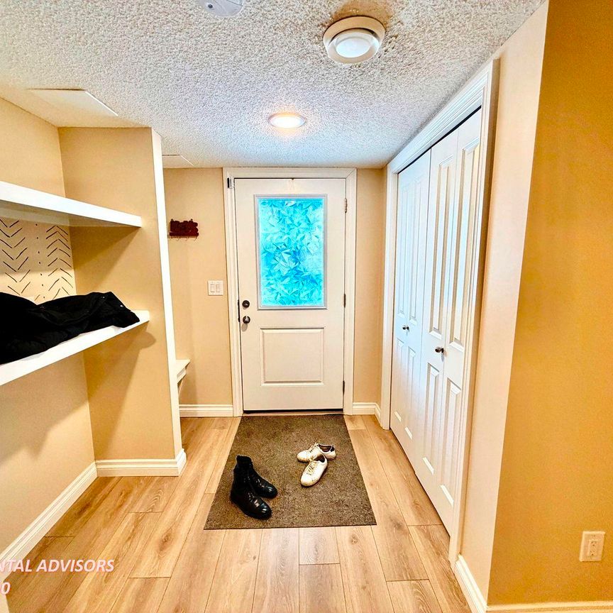 20107 19 Avenue Northwest - Photo 1