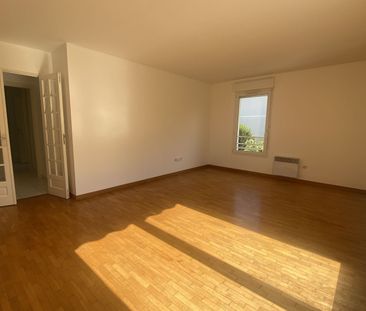 Location Appartement 3 pièces 68m² - Photo 5