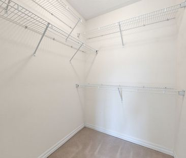 For Lease - 137 Christopher Road, Oakville, Ontario - Photo 4