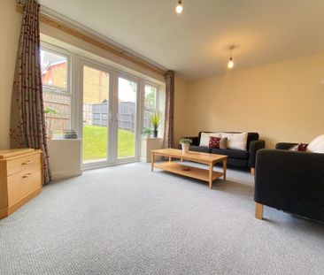 3 bedroom semi-detached house to rent - Photo 1