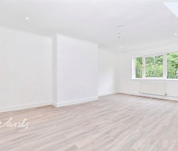 3 bedroom terraced house to rent - Photo 6