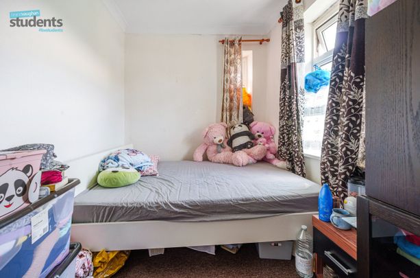 4 bedroom detached house to rent - Photo 1
