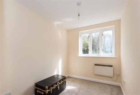 2 bedroom maisonette to rent - Photo 5