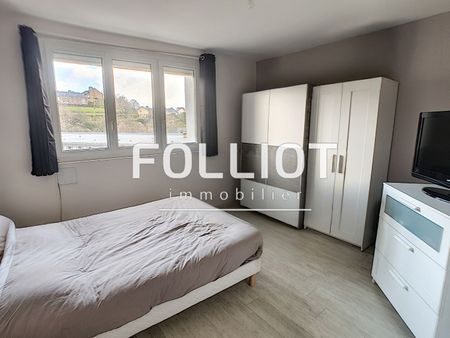 � LOUER - VIRE NORMANDIE - PROXIMIT� CENTRE VILLE - T2 EN PARFAIT �TAT - Photo 2