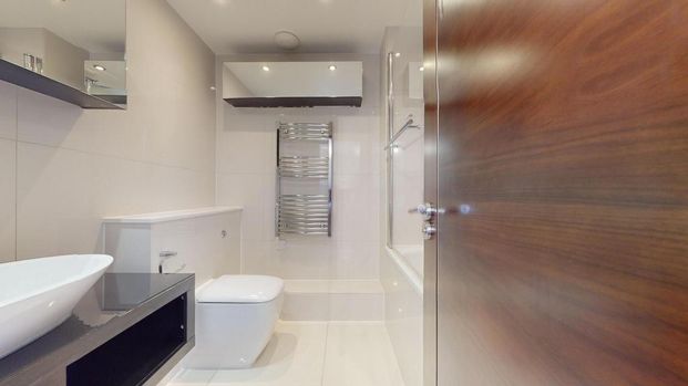 3 bedroom flat to rent - Photo 1