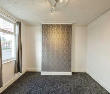 High Road, Doncaster, Balby - Photo 5