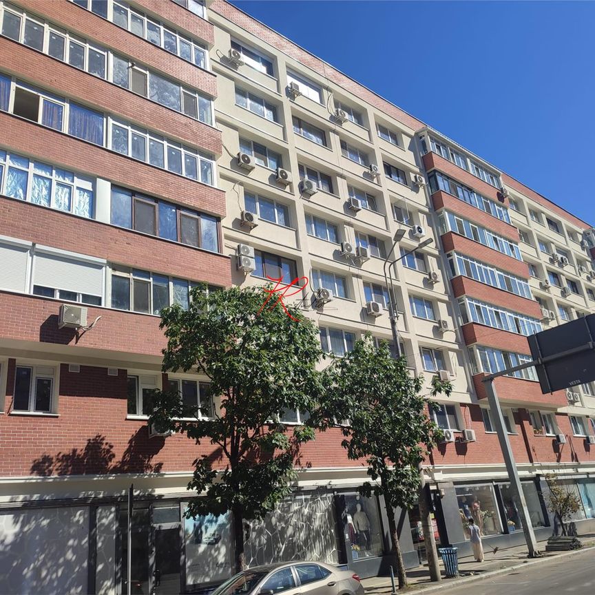 Inchiriere apartament 2 camere Stefan cel mare circului - Photo 1
