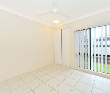 For Rent - Spacious & Modern Family Home - Photo 1