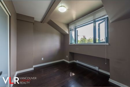 Condo in Vancouver West Side, BC - Photo 5