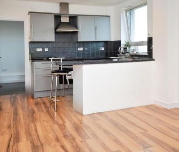 2 bedroom apartment to rent - Photo 2