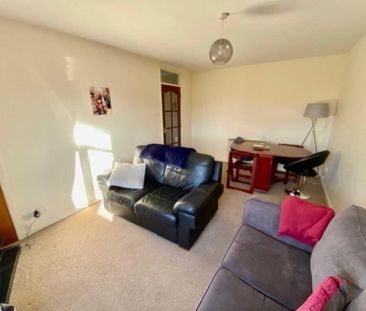 8 Hopedene Court, Dundela Gardens, Belfast, BT4 3DP - Photo 2