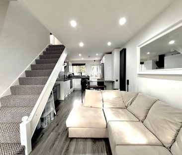 3 bedroom terraced house to rent - Photo 1