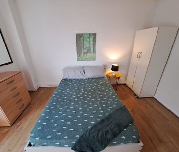Room in a Shared Flat, Bettons Park, E15 - Photo 3