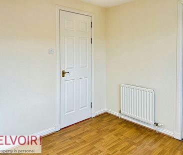 Flat to rent on - Photo 3