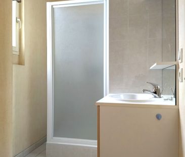 Location Appartement 3 pièces 60m² - Photo 2