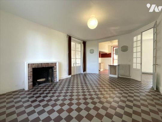 PARTIE DE CHATEAU 202 M² - DHUIZON - Photo 1