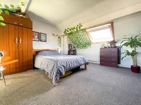 36 Hunter Hill Road, Hunters Bar, Sheffield - Photo 4